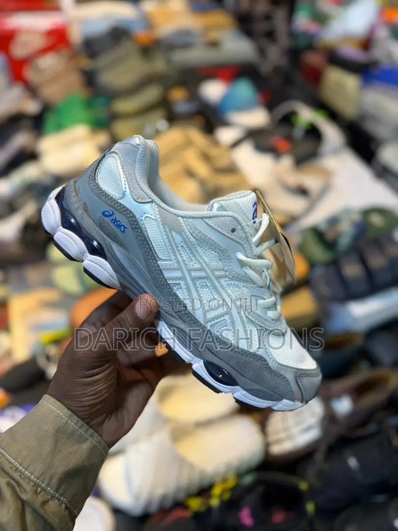 Asics Gel-Nyc Sneakers