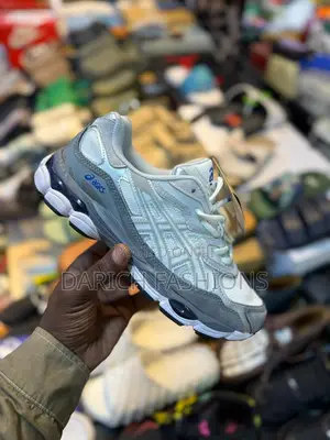 Asics Gel-Nyc Sneakers