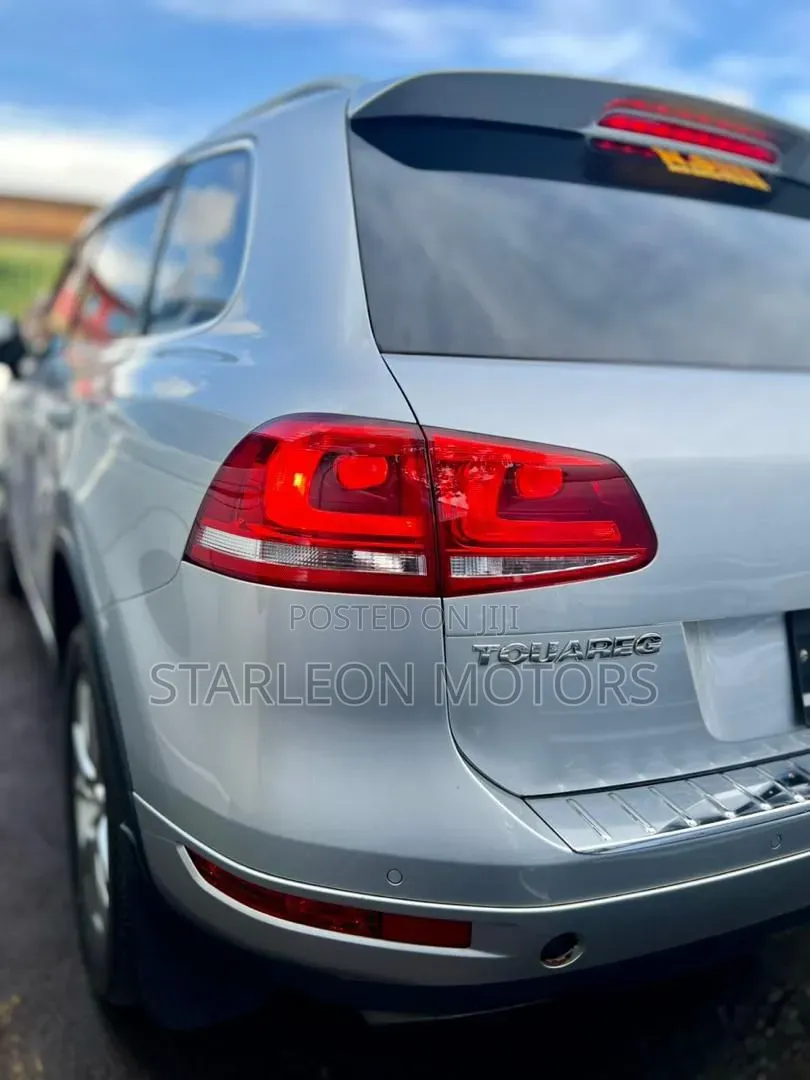 Volkswagen Touareg VR6 Executive 2012 White