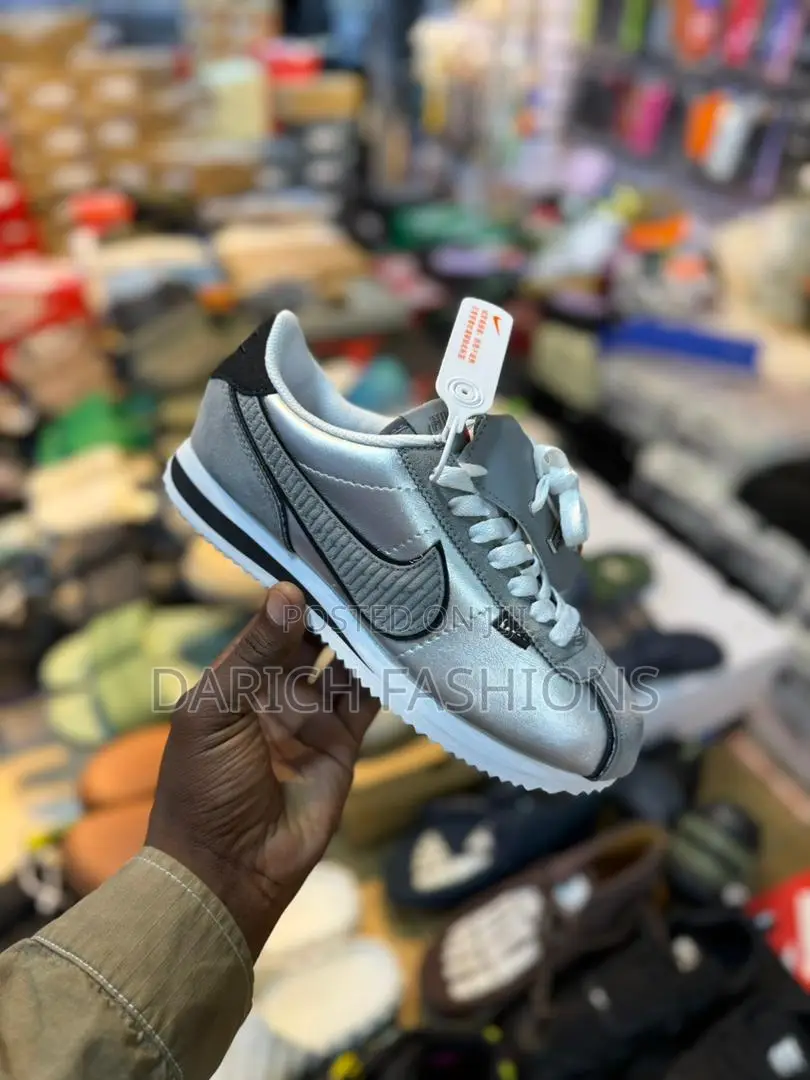 Nike Cortez Sneakers