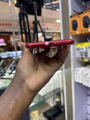 Apple iPhone 11 64 GB Red