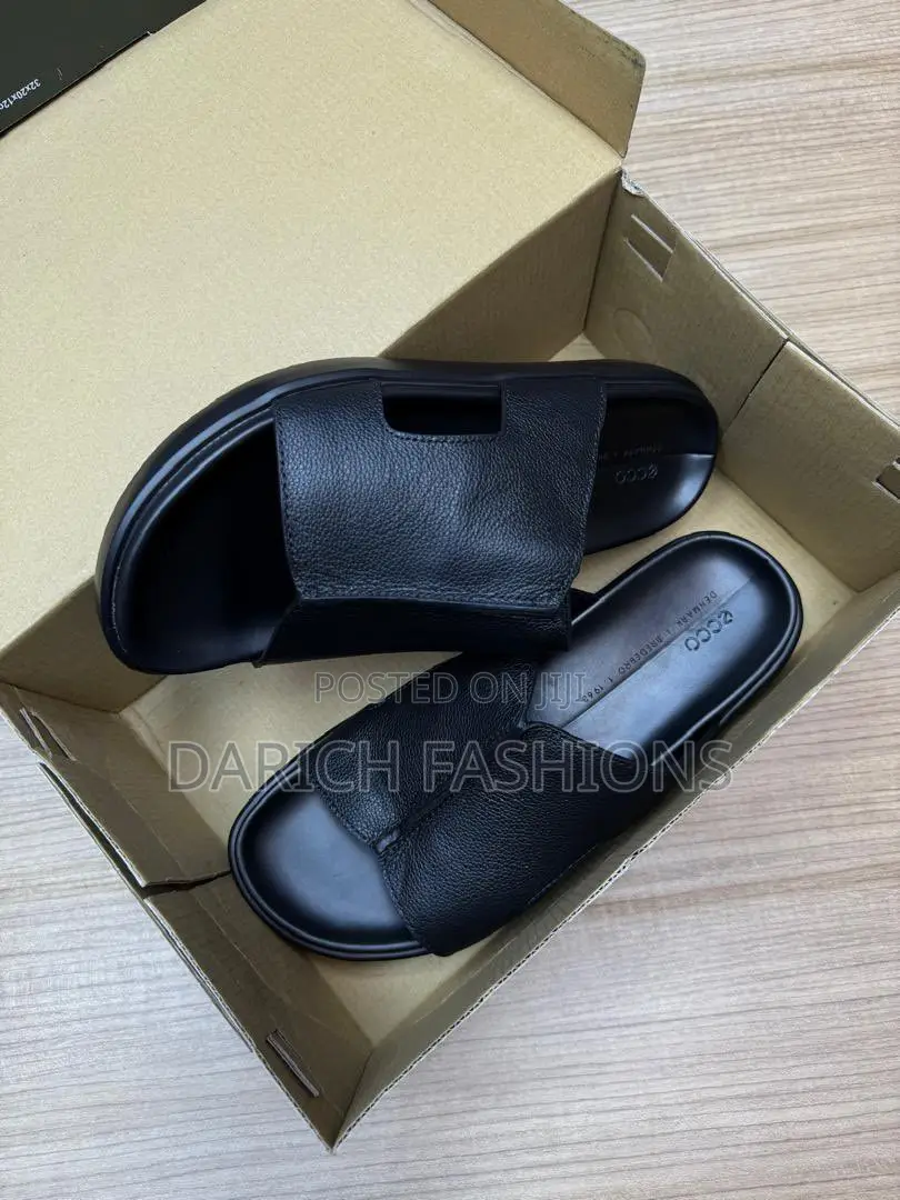 Ecco Men's Black Leather Slide