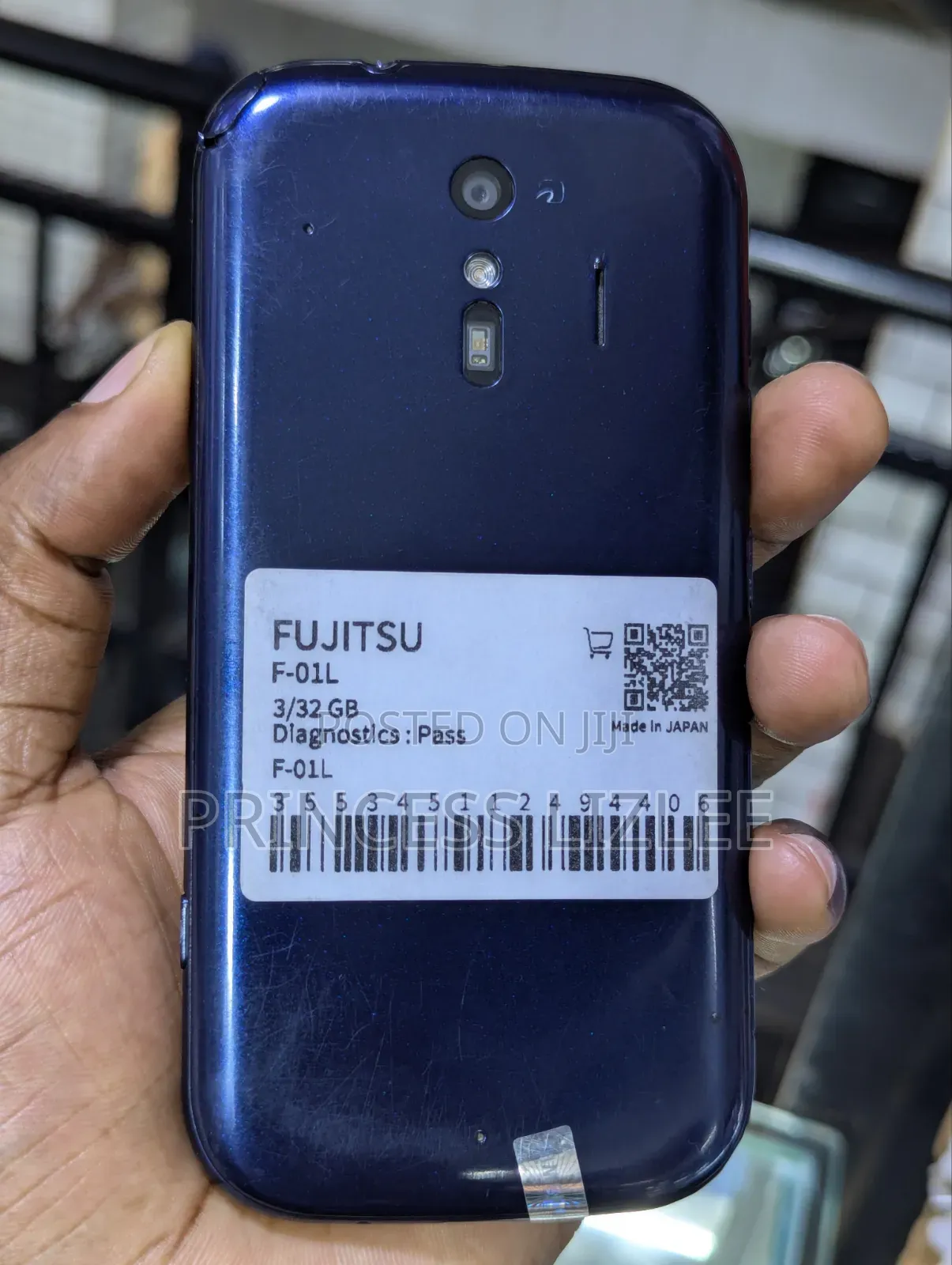 Fujitsu F-42A 32 GB Black