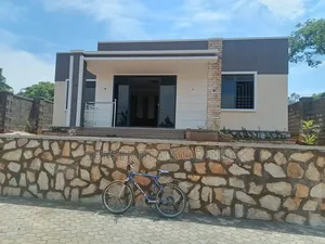 3bdrm Bungalow in Ntinda, Nakawa for rent