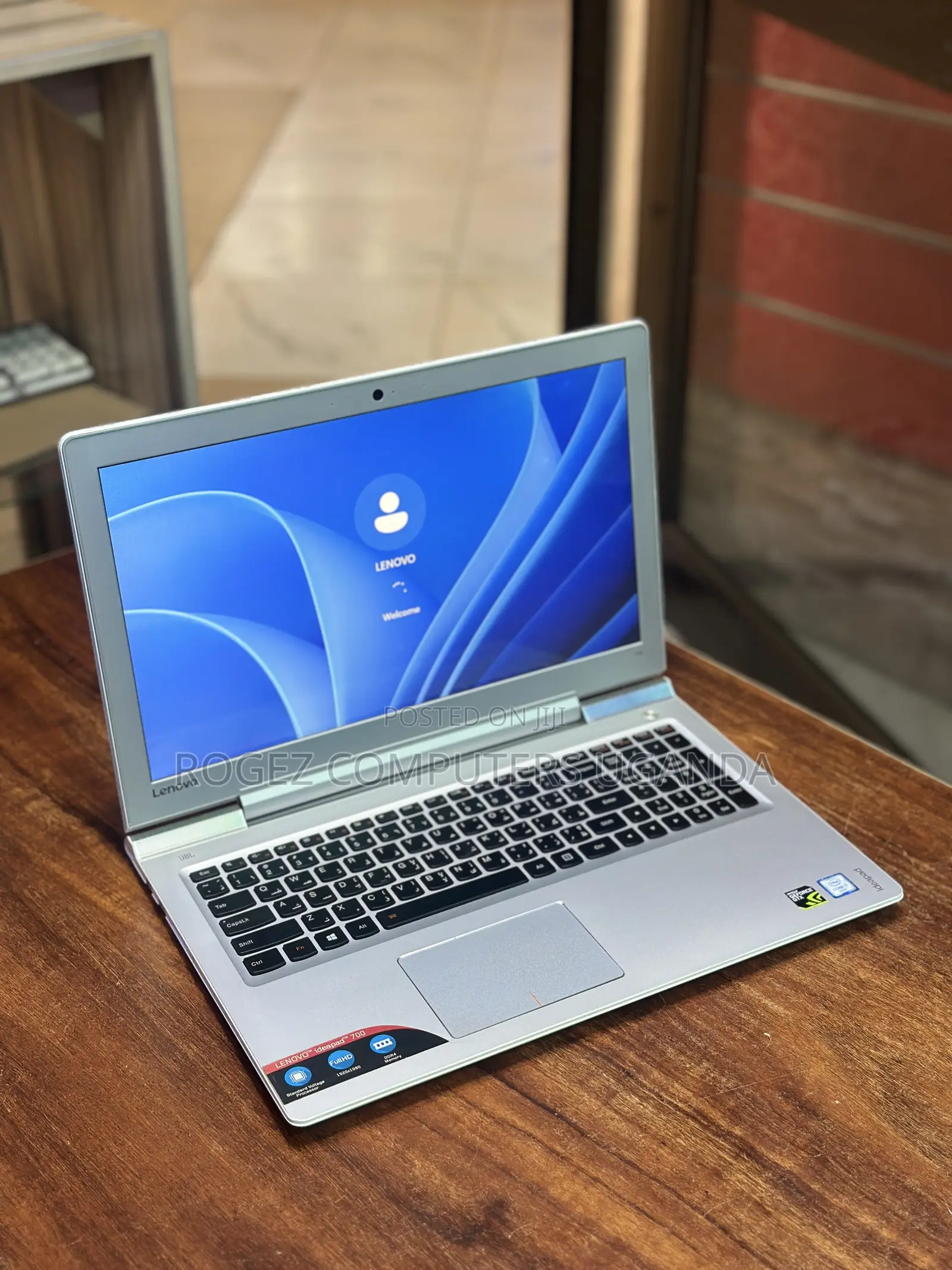 New Laptop Lenovo IdeaPad 120S 16GB Intel Core i7 SSD 256GB