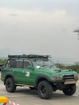 Toyota Land Cruiser HDJ 100 4.2 D 1998 Green