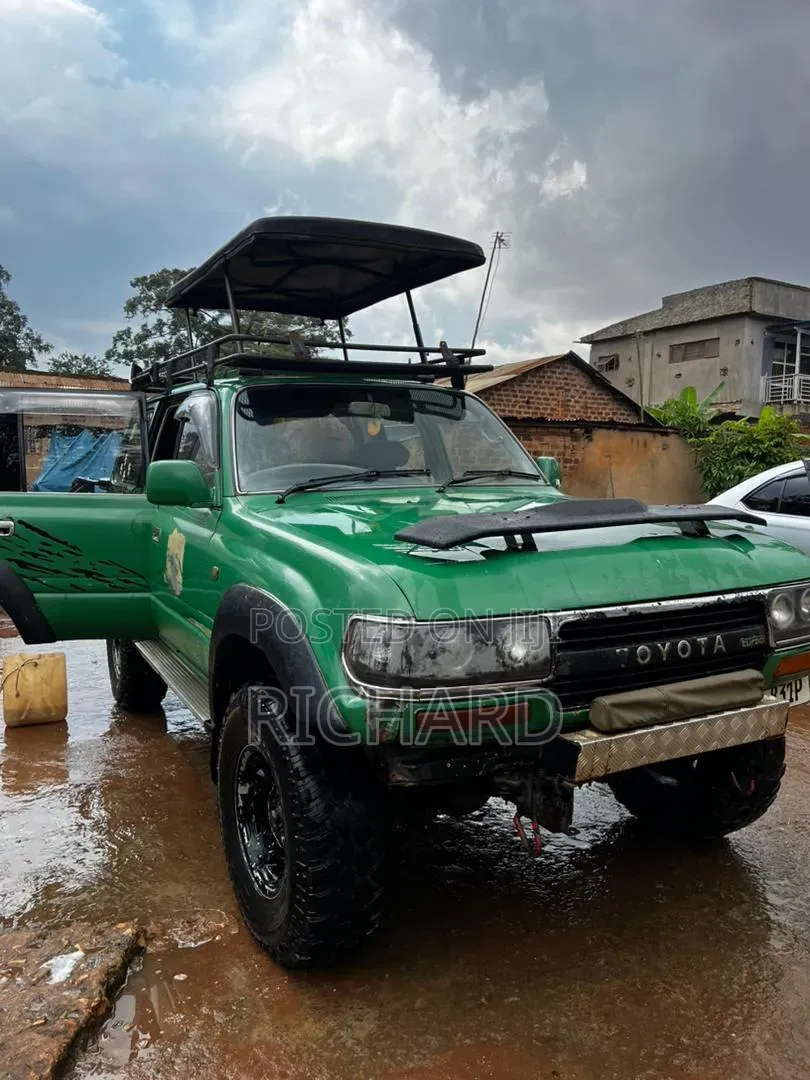Toyota Land Cruiser HDJ 100 4.2 D 1998 Green