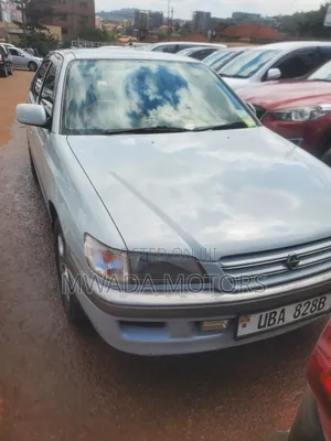 Toyota Corona 1996 White