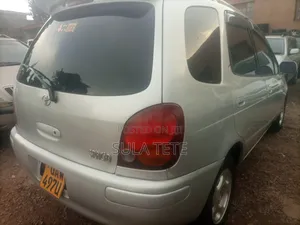 Toyota Corolla Spacio 1.8 (4 Seater) 1999 Silver