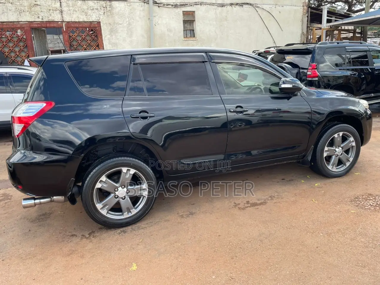 Toyota Vanguard 2010 Black