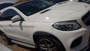 Mercedes-Benz GLE-Class GLE 350d 4MATIC 2017 White