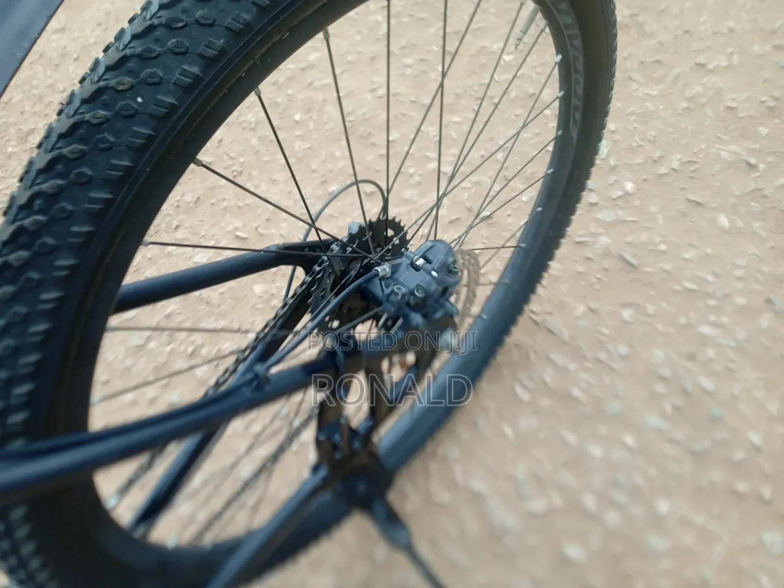 Mountain Bike With Hydraulic Discs Brakes, Callas Brand