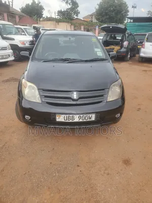 Toyota IST 2002 Black