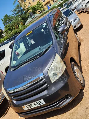 Toyota Noah 2010 Gray
