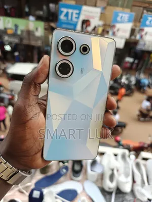 Tecno Camon 20 256 GB White