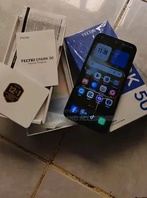 New Tecno Spark 50 128 GB Gray