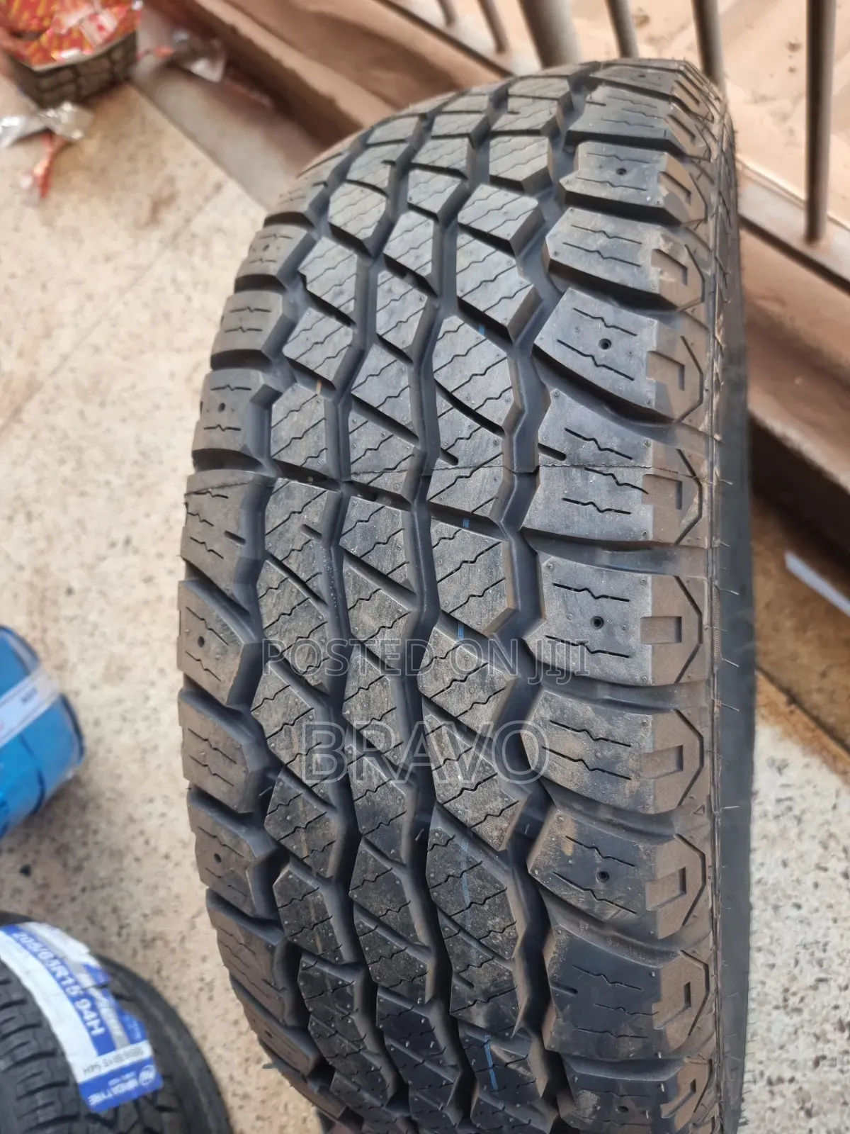265/65r17 Road King New Tyres .