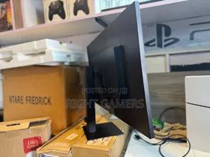 Samsung View Finity 32" Monitor (Boxed Brand New)