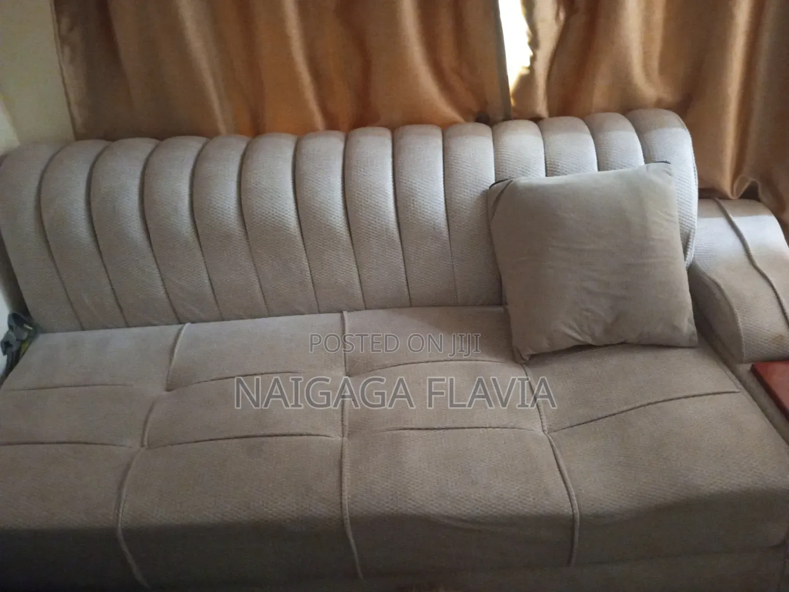 Am Selling a Nice and Firm Chair
