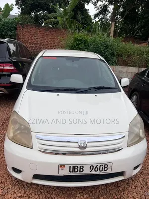 Toyota Raum 1.5 AWD 2002 White