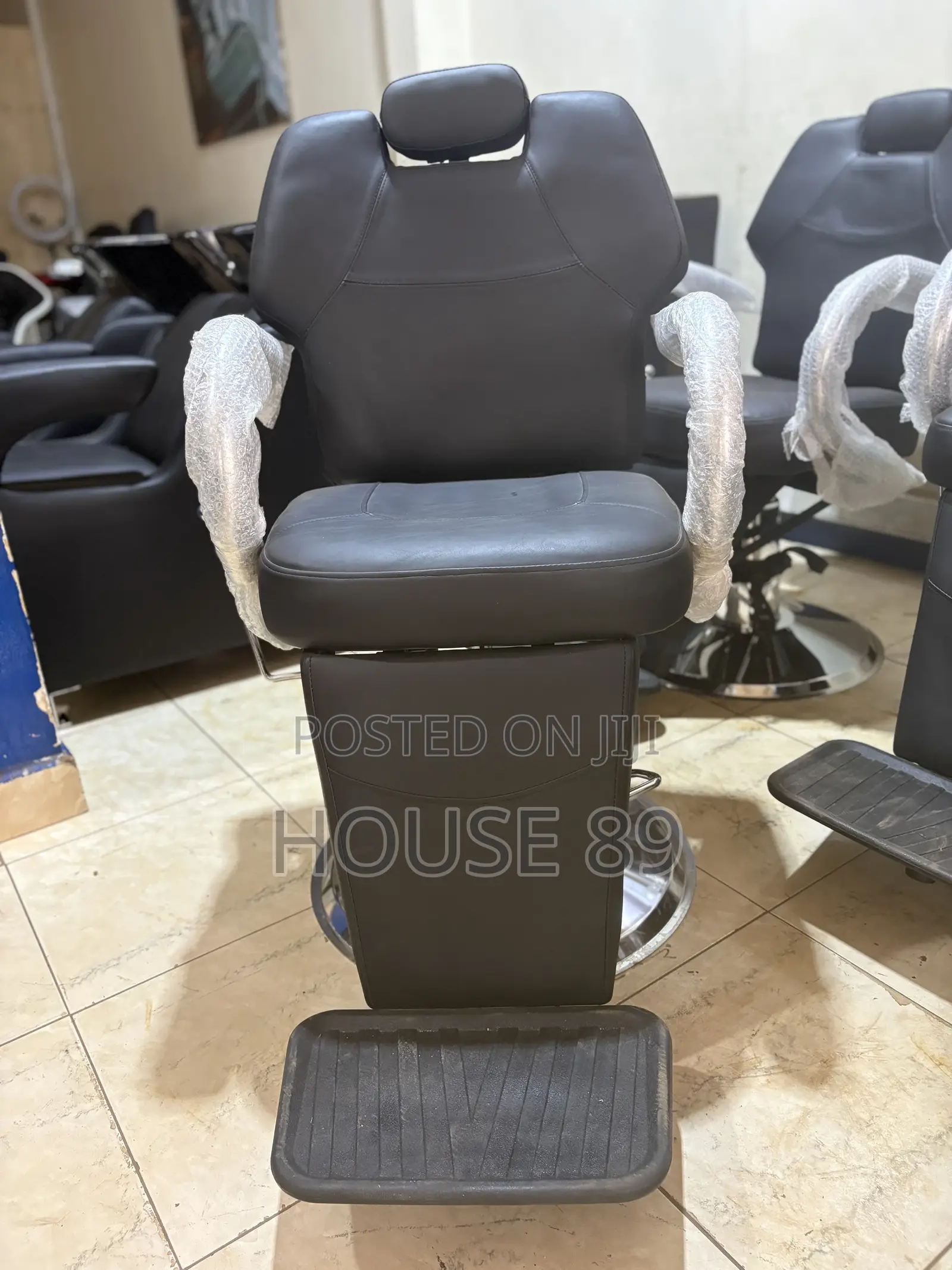 Executive Mini Barber Chair