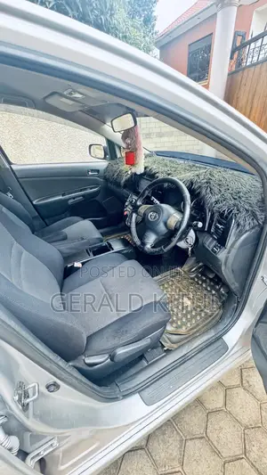 Toyota Wish 2006 Silver