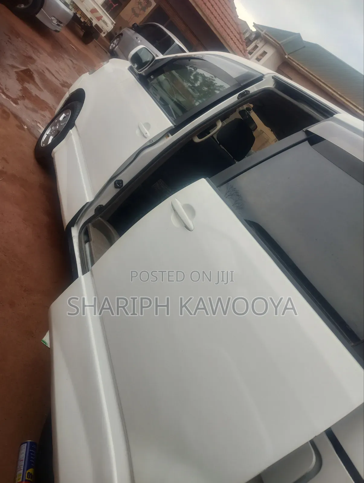 Toyota Noah 2004 Pearl