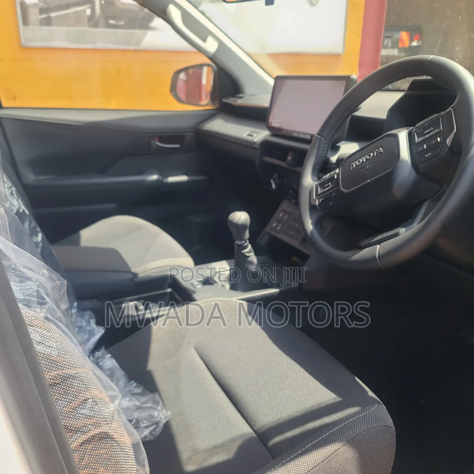 Toyota Hilux 2025 Black