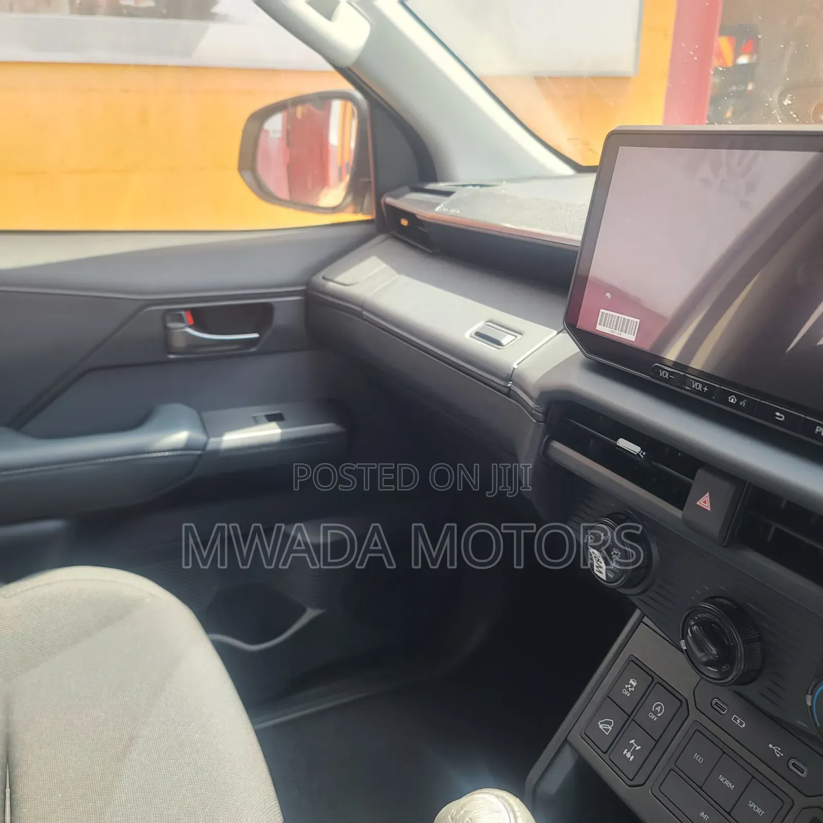 Toyota Hilux 2025 Black