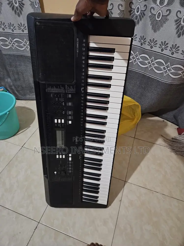Yamaha PSR E363 Digital Keyboard