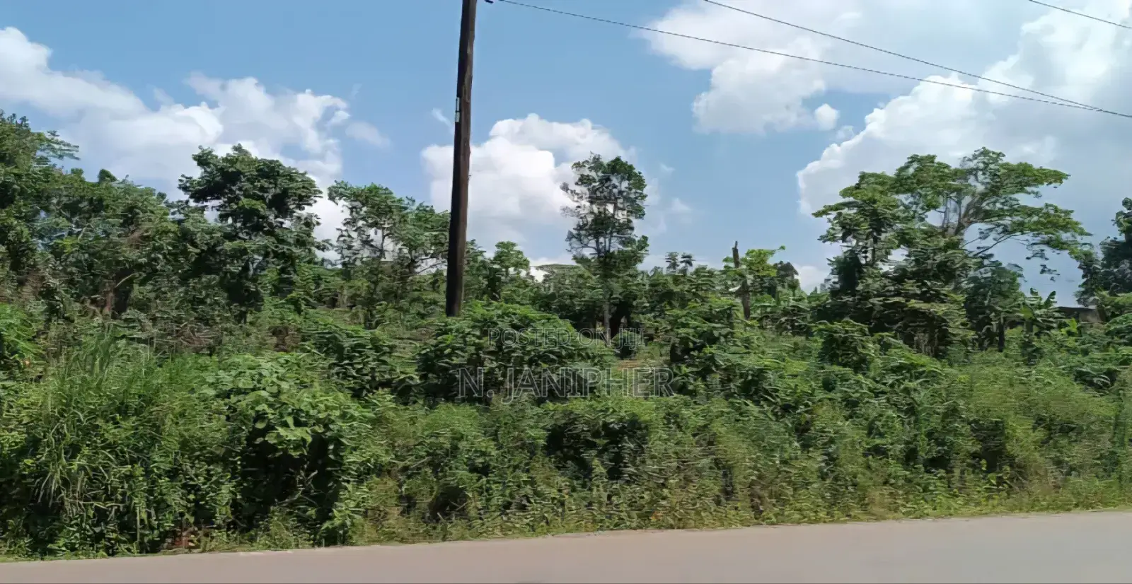 19acres and 25 Decimal Along Matugga Ssemuto Road