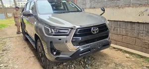 Toyota Hilux 2021 Brown