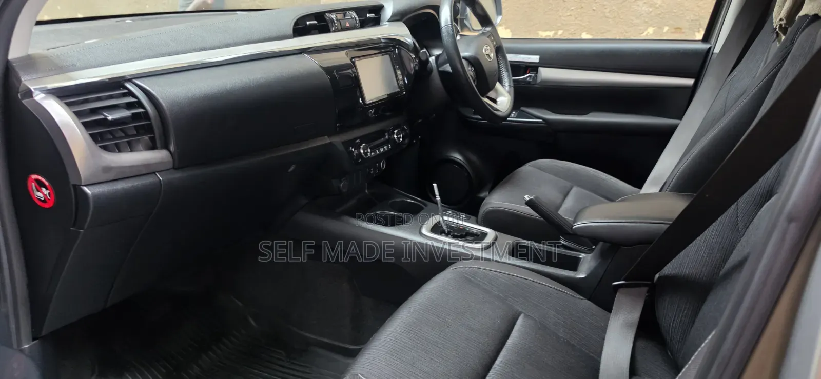 Toyota Hilux 2021 Brown