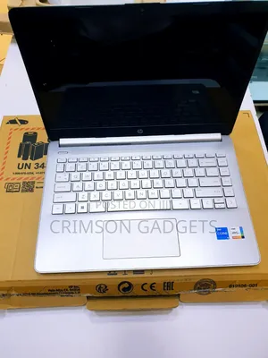 New Laptop HP 15s 8GB Intel Core i5 SSD 256GB