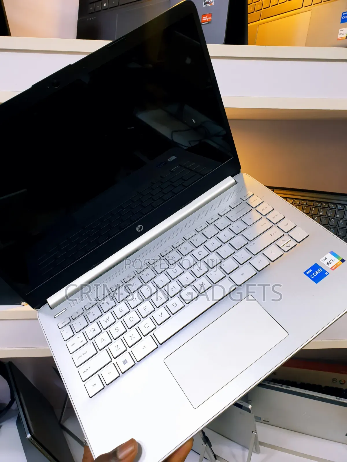 New Laptop HP 15s 8GB Intel Core i5 SSD 256GB