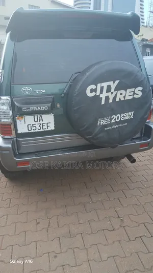Toyota Land Cruiser Prado 2005 Gray