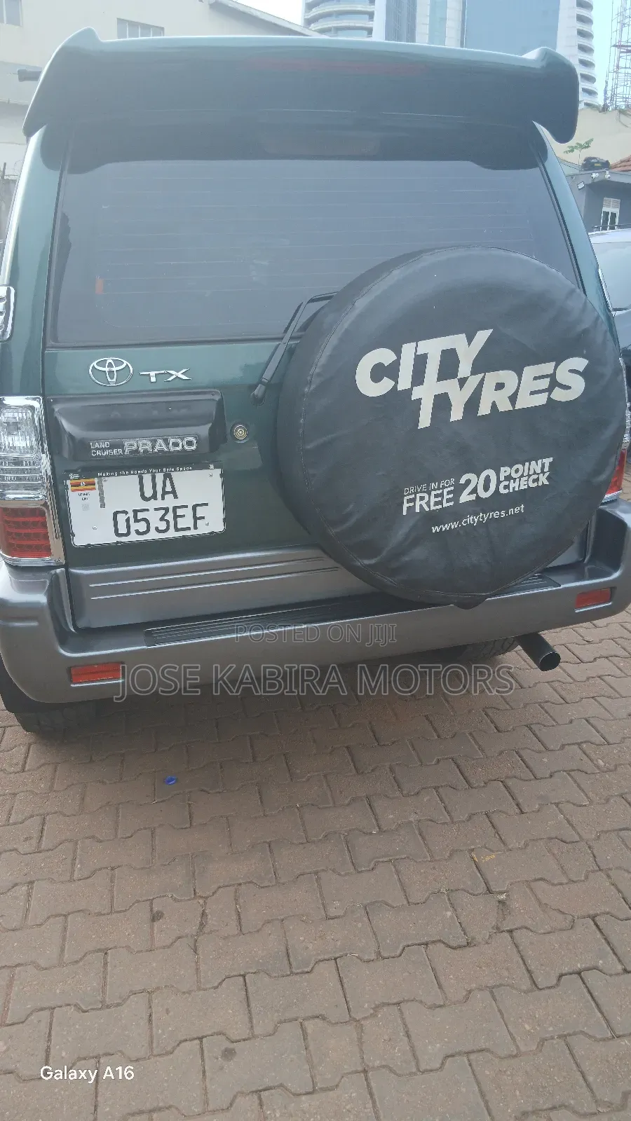 Toyota Land Cruiser Prado 2005 Gray