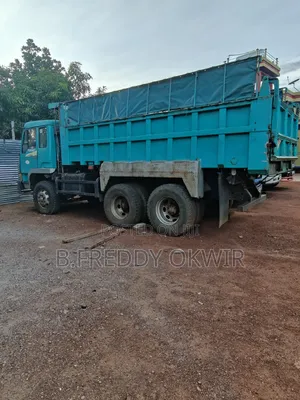 Mitsubishi Fuso Dump Truck