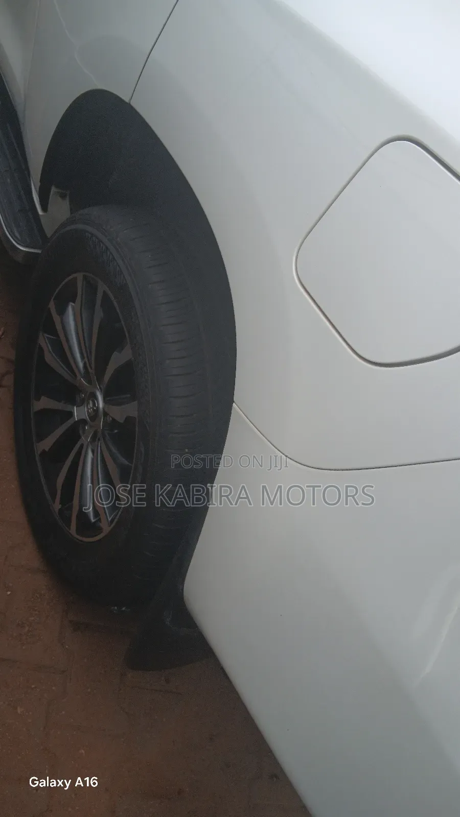 Toyota Land Cruiser Prado 2009 White
