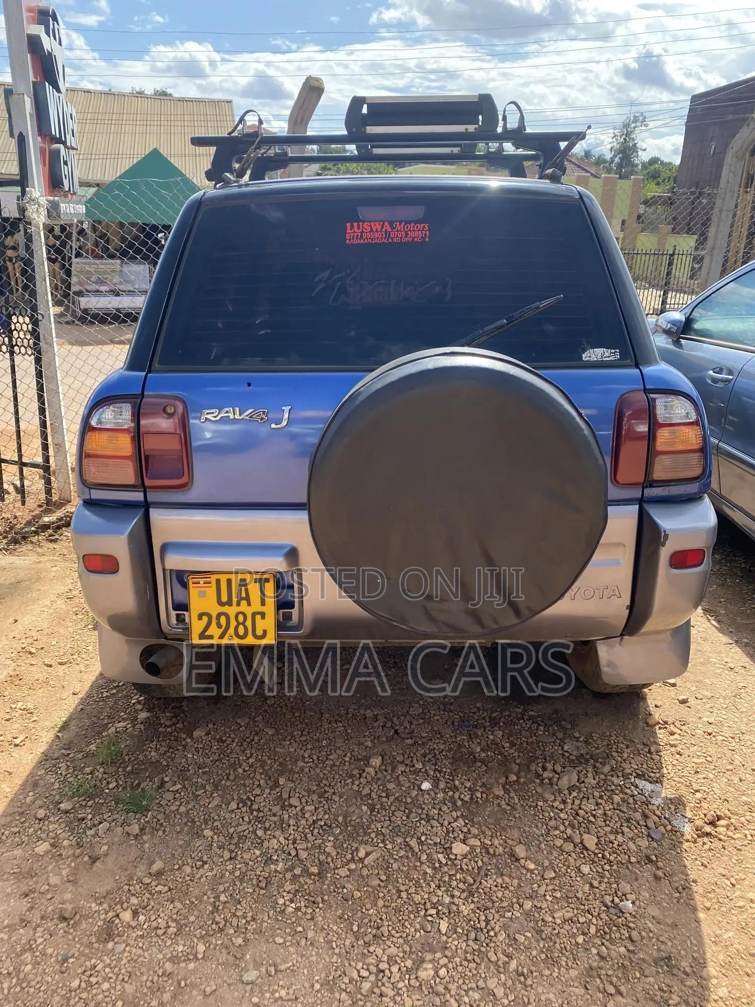 Toyota RAV4 1999 Blue
