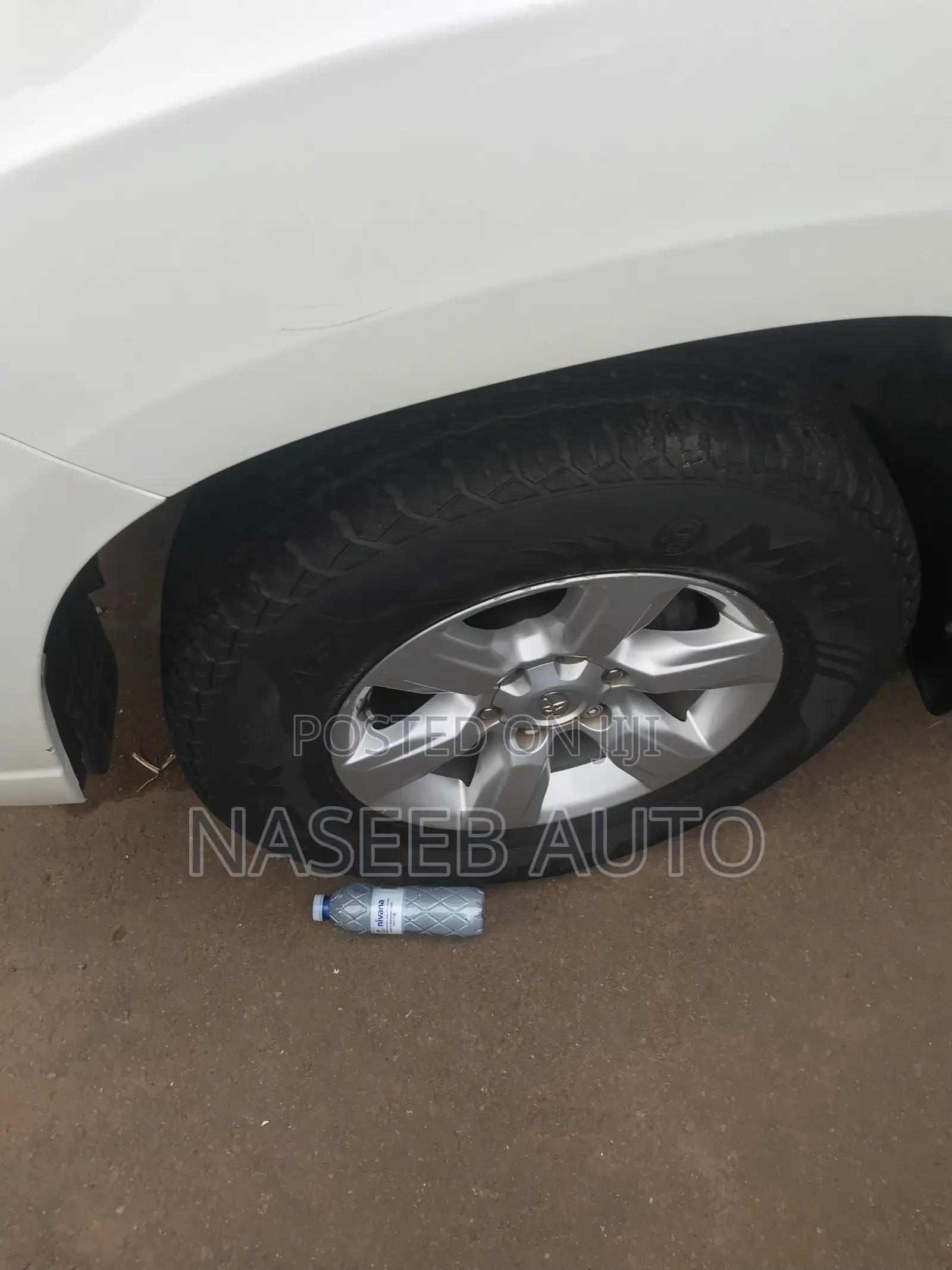 Toyota Land Cruiser Prado 2015 White