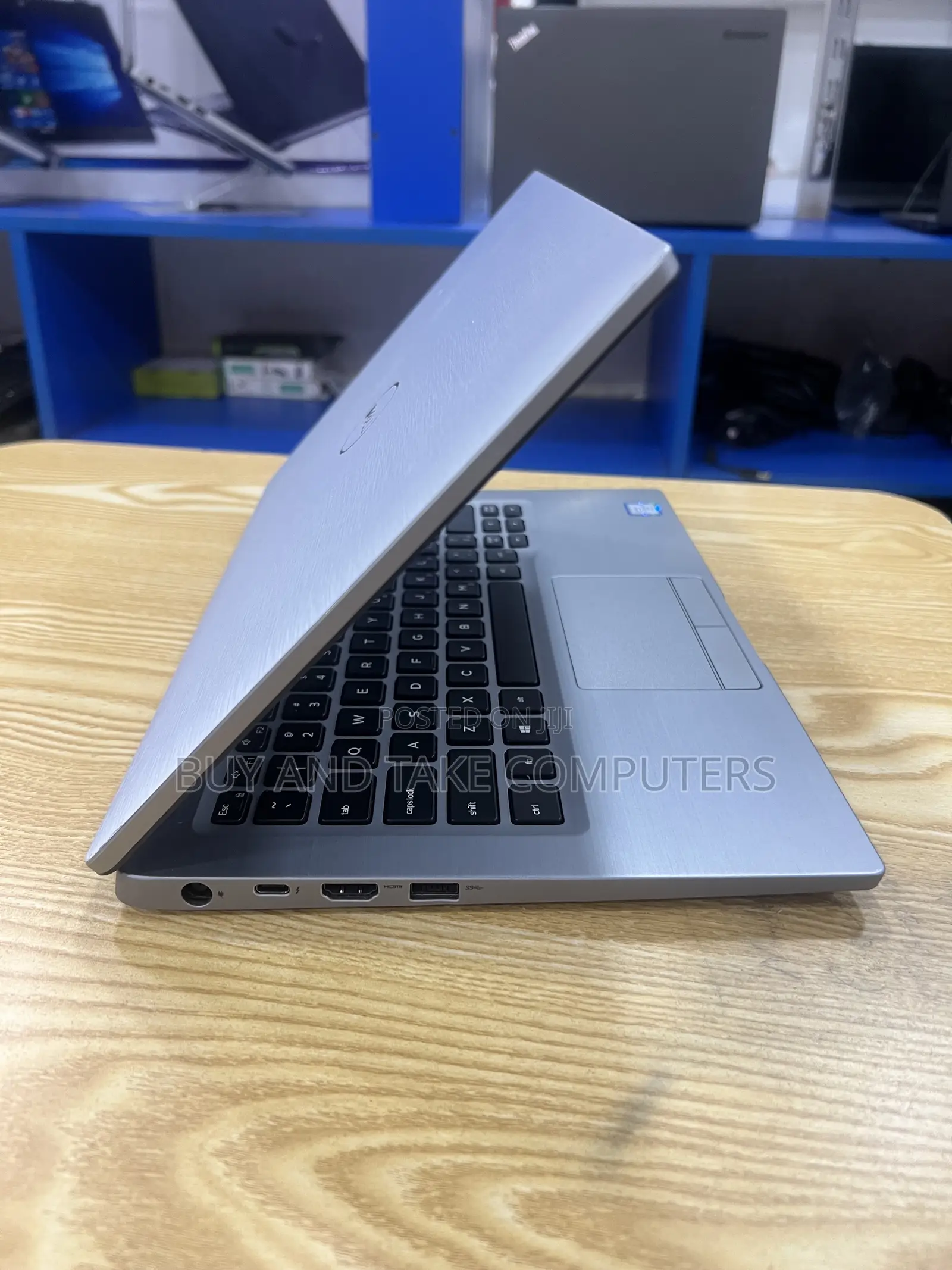 Laptop Dell Latitude 7400 8GB Intel Core i5 SSD 256GB
