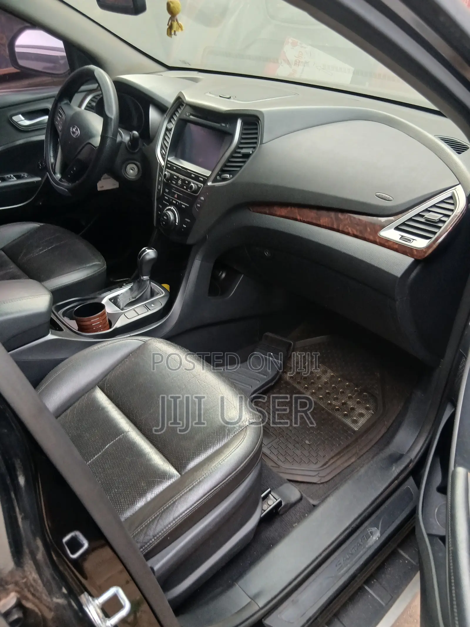 Hyundai Santa Fe 2014 Black
