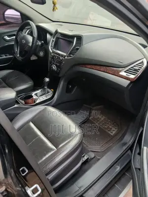 Hyundai Santa Fe 2014 Black