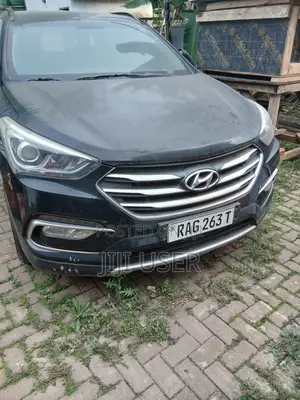 Hyundai Santa Fe 2014 Black