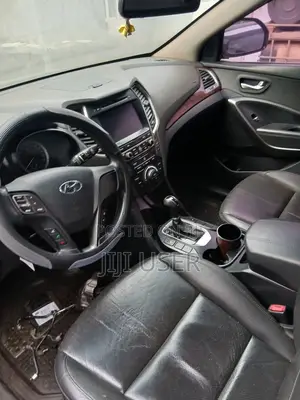 Hyundai Santa Fe 2014 Black