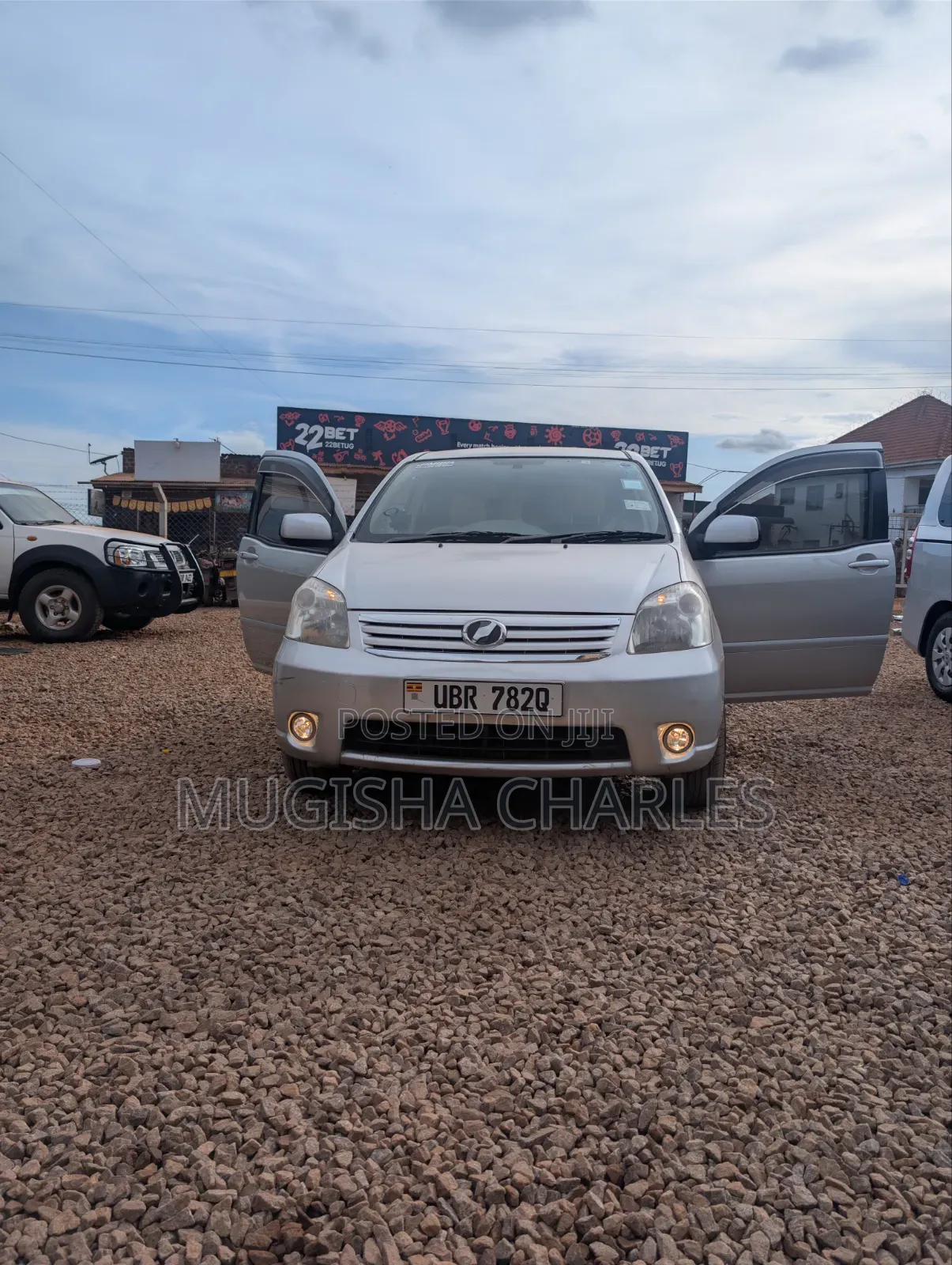Toyota Raum 2009 Silver
