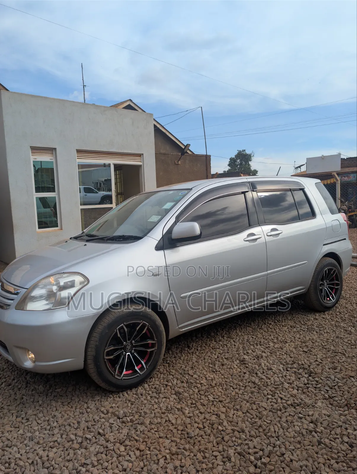 Toyota Raum 2009 Silver