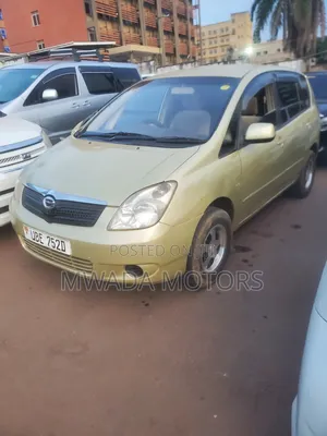 Toyota Corolla Spacio 2004