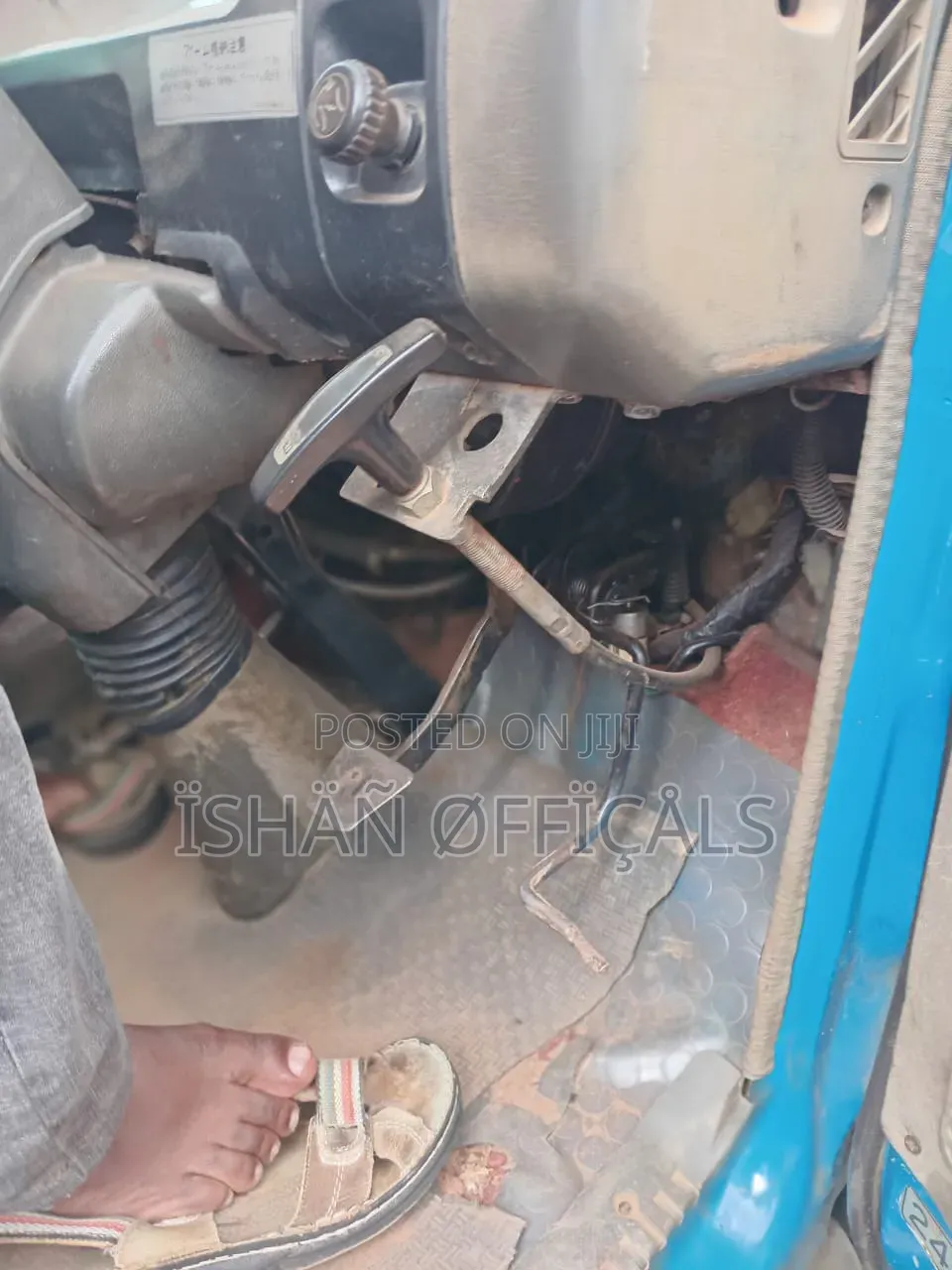 Mitsubishi Canter 1993 White
